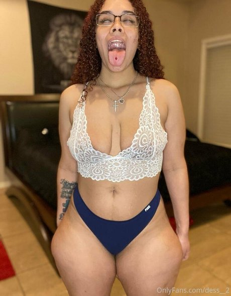 Dess__2 onlyfans leaked