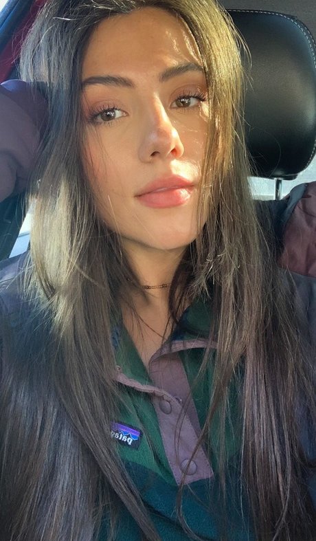 Adriana Mae onlyfans sex leaks