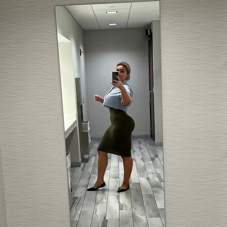 yoursnikita onlyfans porn nude