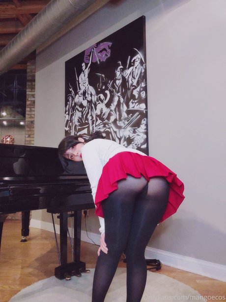 Mangoecos onlyfans star