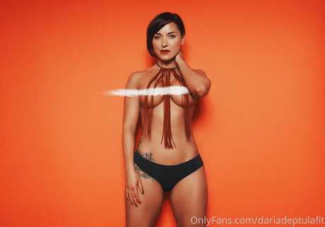 Daria Deptula sexy onlyfans