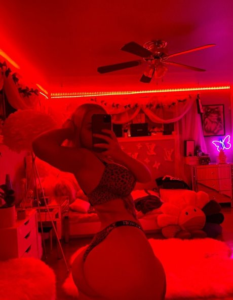 Goyard Wallet onlyfans topless