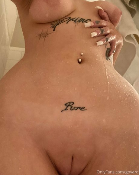 Goyard Wallet only fans naked