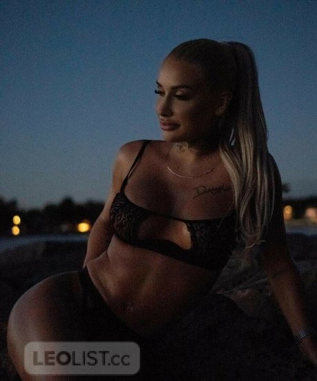 Elodie Baillargeon Roy onlyfans nudes porn