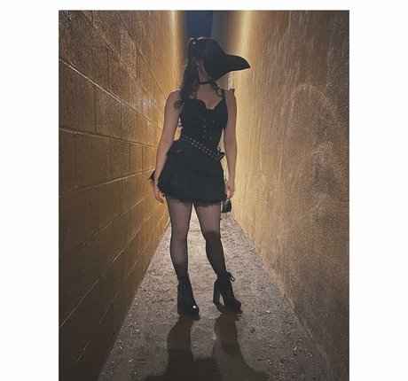 madelyn whitehead onlyfans nude tits