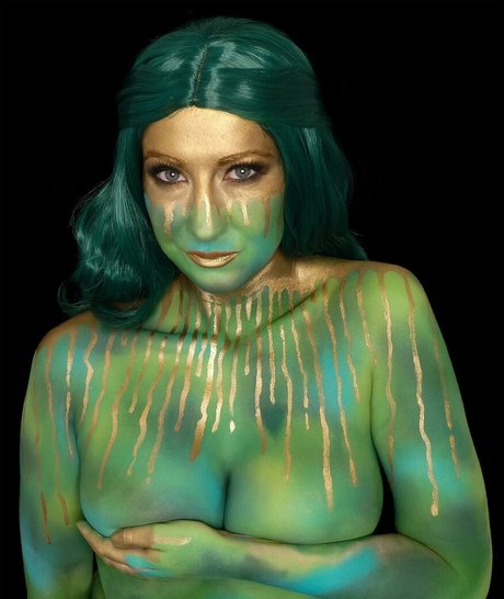 rednamrahC nude onlyfans pics