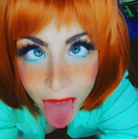 Mandy Kitana onlyfans mega