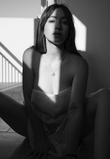 Lada Amores sex onlyfans