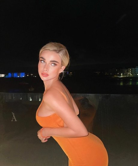 Antonia Freya Lidia onlyfans naked