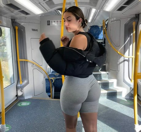 Jazmin Lemon is on onlyfans