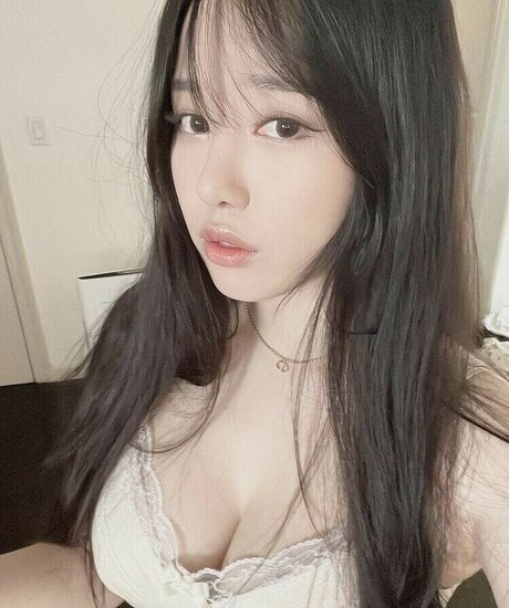 Ploo3o onlyfans nude tits