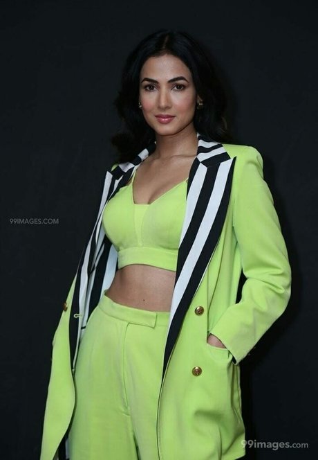 Sonal Chauhan onlyfans exposed