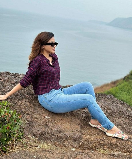 Ashu Reddy free onlyfans