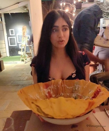 Adah Sharma onlyfans model photos