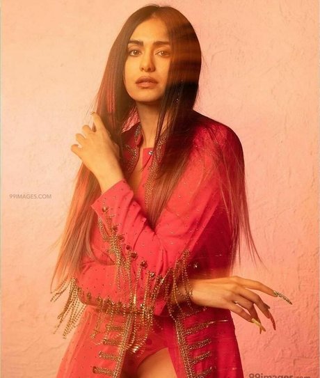 Adah Sharma onlyfans star