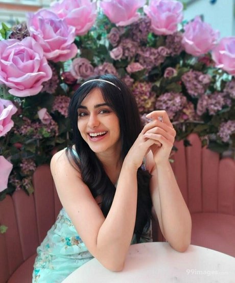 Adah Sharma leaked onlyfans.