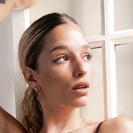 Daniela Baldi onlyfans strip