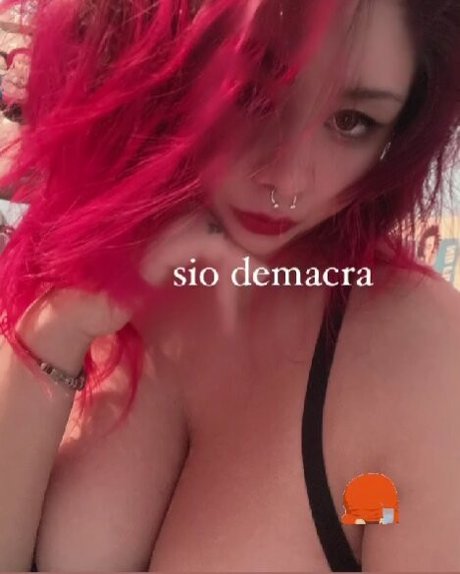 bitterpuke onlyfans desnuda