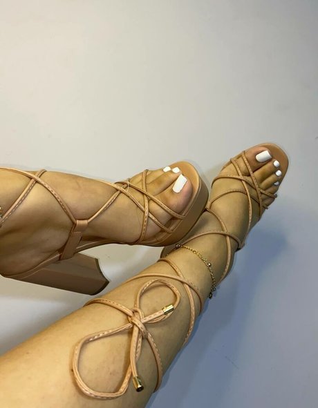 Adri Feet nude onlyfans porn