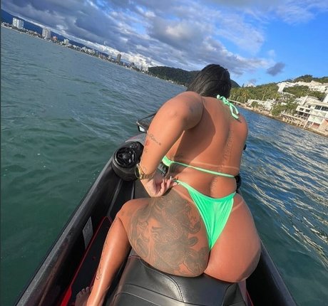 Mila Cristie onlyfans leak sex