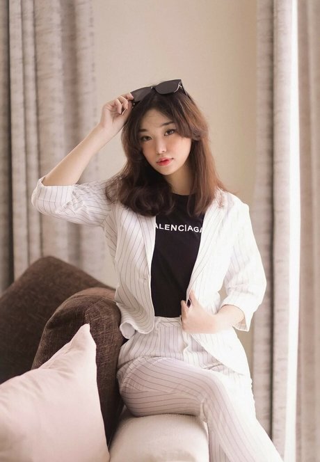 Livy Renata onlyfans mega