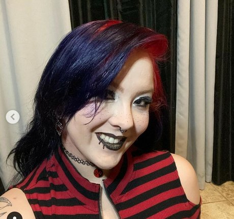 Lyraenium leaked only fans porn