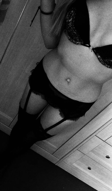 Katherine Bray onlyfans images