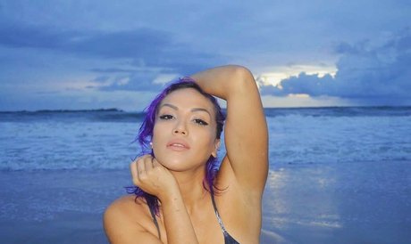 Salina De La Renta nsfw onlyfans