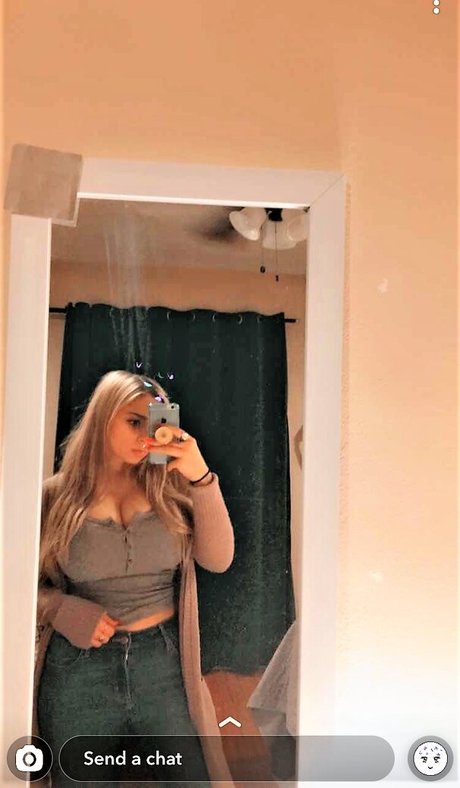 Paige 4Chan onlyfans picture