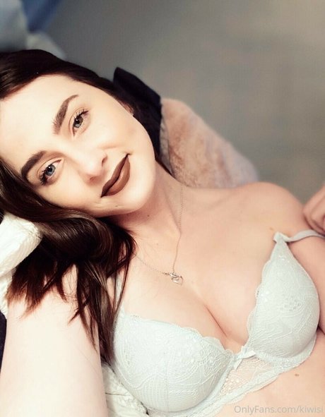 shellsea onlyfans nude photos