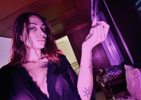 queen red5 onlyfans mega