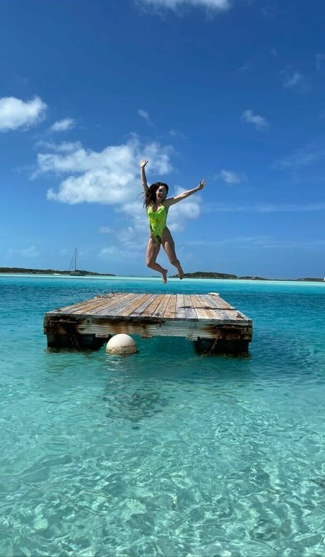 Camila Sodi onlyfans leaj