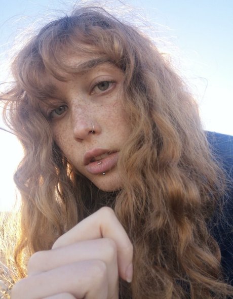 NovaOnasi naked only fans