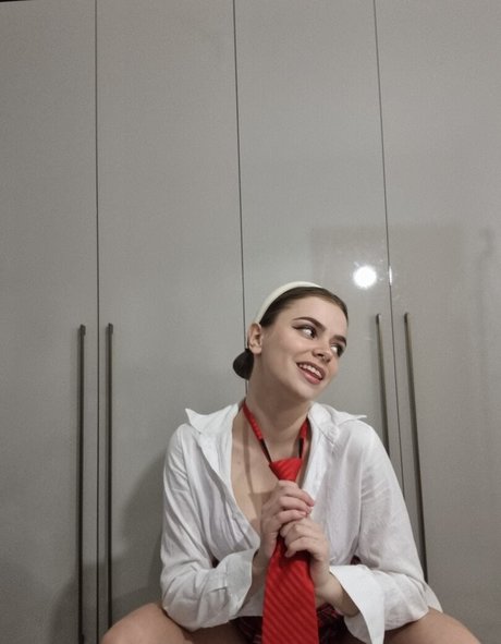 Viviane Costa onlyfans striptease