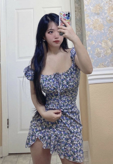 smolmikuu onlyfans striptease