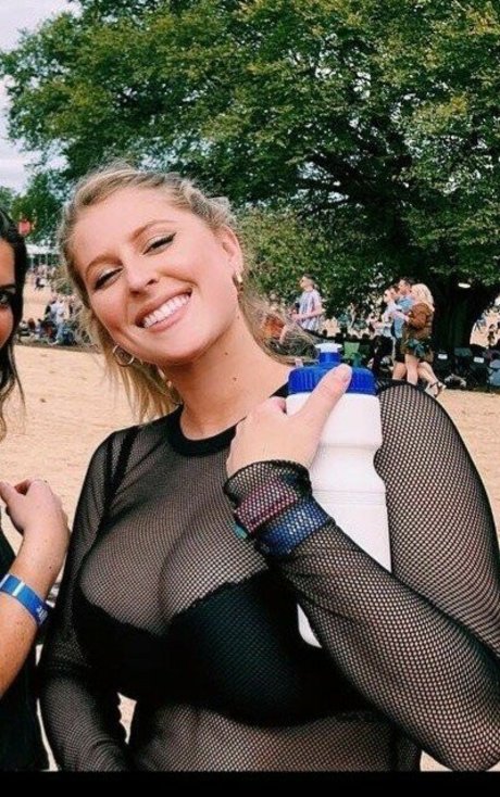 Camillekrahn_ onlyfans page