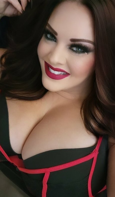 alexagrey69 onlyfans topless