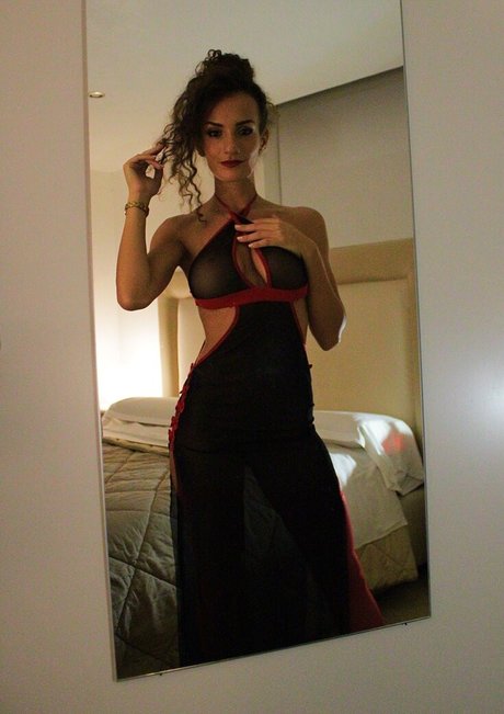 siriasuncolor only fans leaked