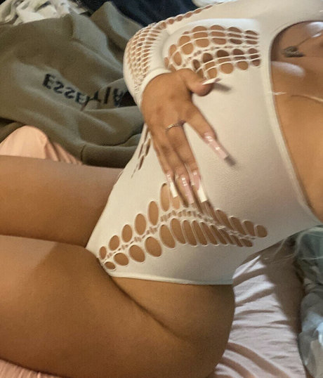 Giannamalave only fans pic