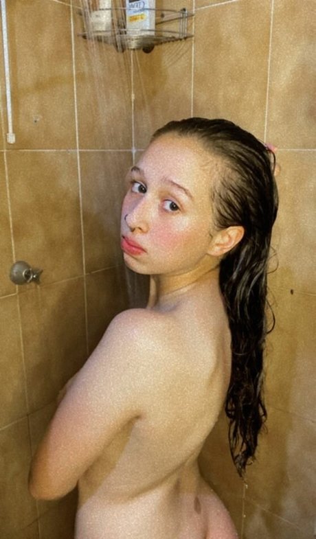 Tsuki Chan hot onlyfans