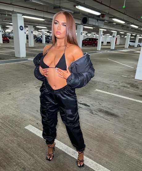 Demi Jones leaked only fans