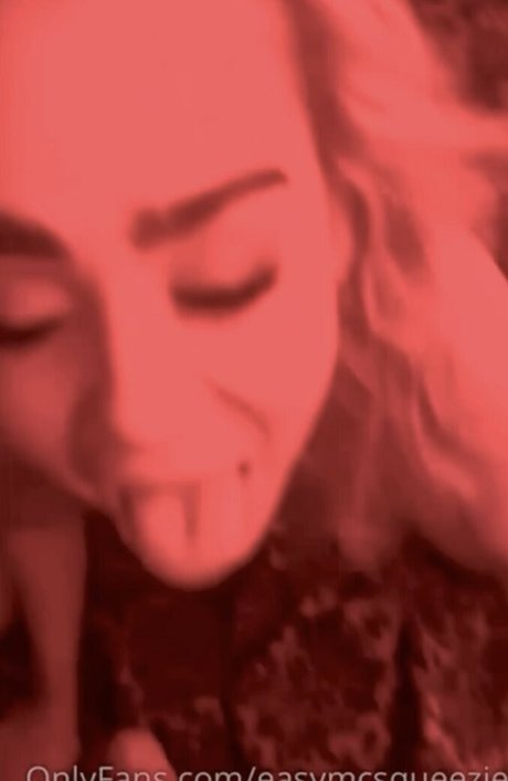 Emily McCarthy on onlyfans