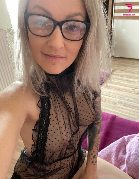 Die pe onlyfans nudes