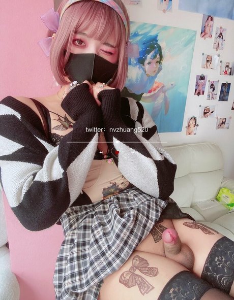 nvzhuang520 onlyfans leak xxx