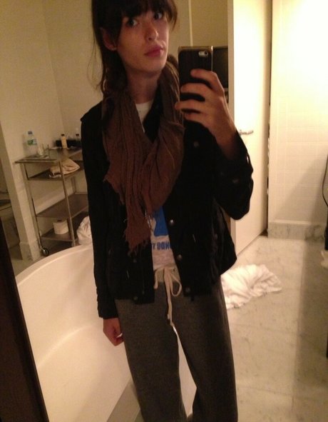 Carly Foulkes Profile pic