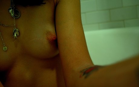 Carly Foulkes onlyfans naked