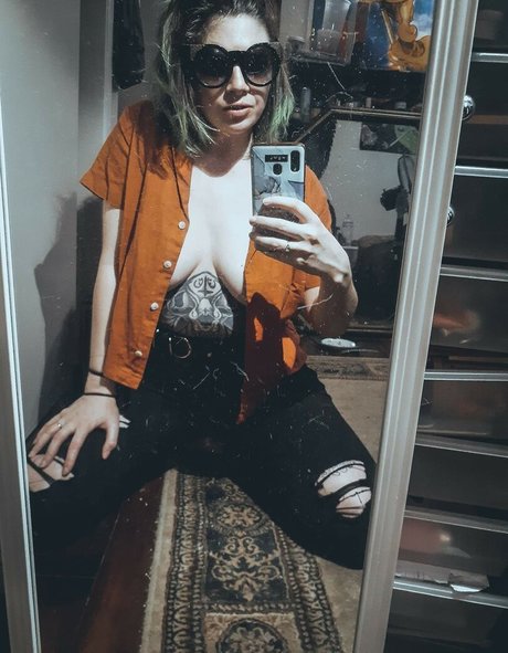 kaitrocity666 boobs onlyfans