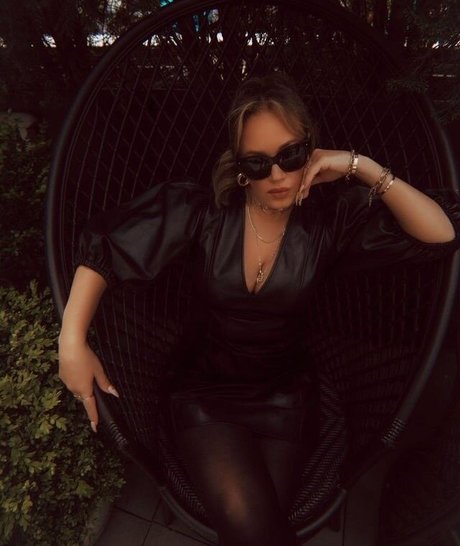 Leah Remini only fans free