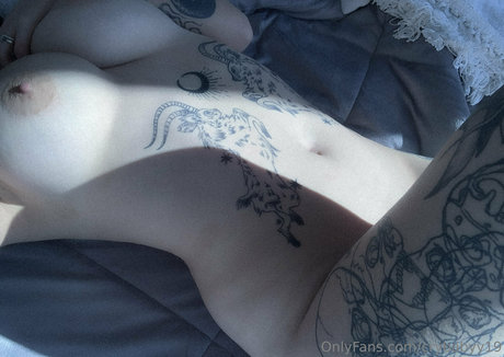 lilmarsbaby onlyfans photo