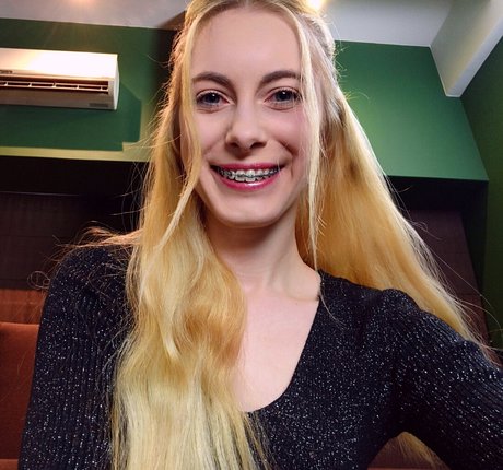 Girl i am onlyfans nudes